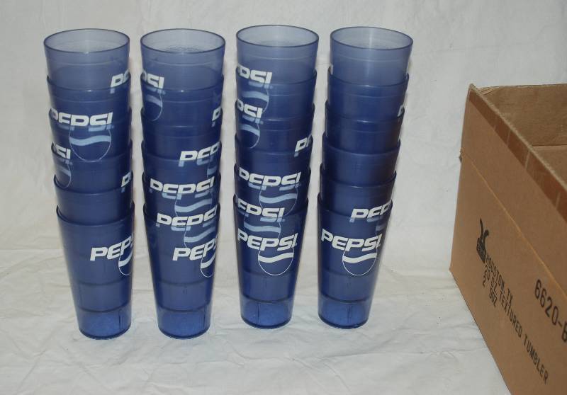 lot 5091 image: Lot of 24 PEPSI Tumblers - 20oz. IN BOX
