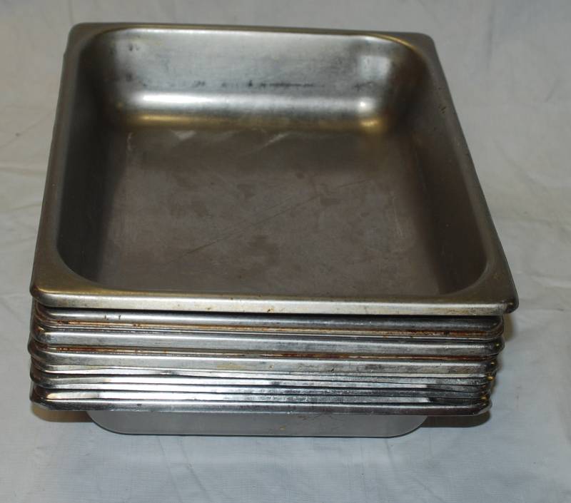 lot 5104 image: Lot of 12 - Stainless Steel Buffet Serving Trays  Approx 13 x 10.5