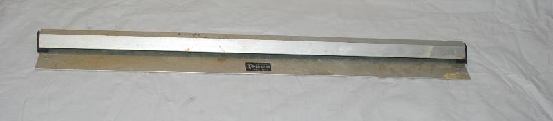 lot 5327 image: Toppo - Order Ticket Holder Bar for KitchensGrill - 2 ft long - COOL