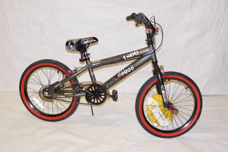 lot 5122 image: Kids Bicycle - 18 KENT - Brand new
