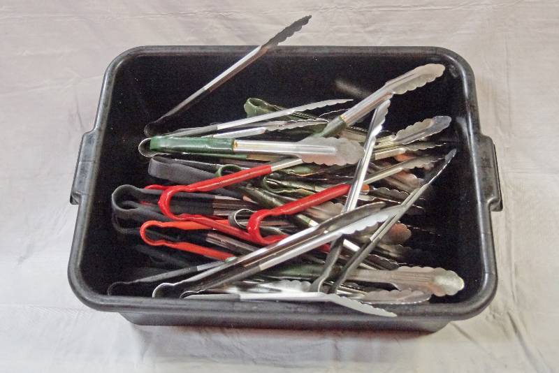 lot 5335 image: Black Bus Tub FULL of Commercial Cooking Tongs