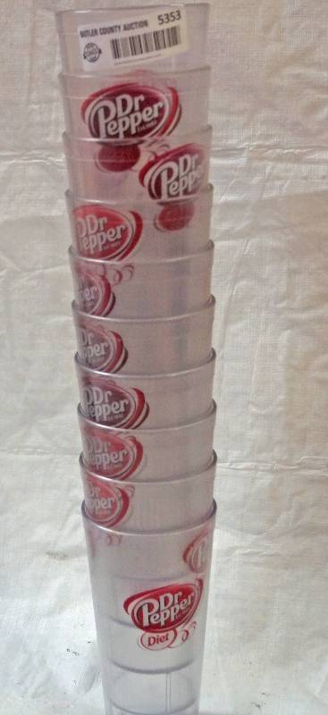lot 5353 image: Lot of 10 - Dr. Pepper  Diet Dr. Pepper Tumblers 20 oz. Cups