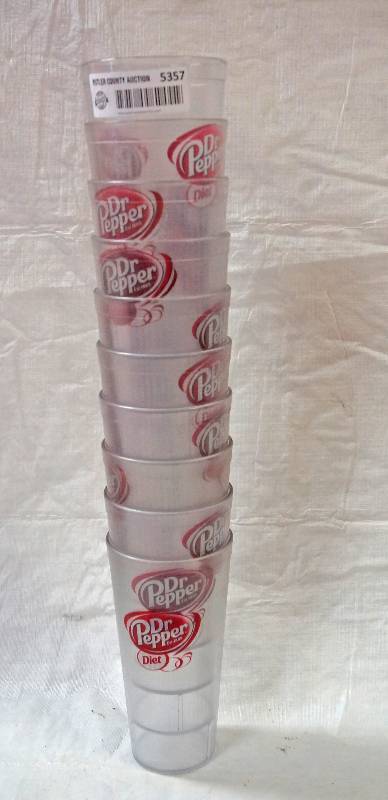 lot 5357 image: Lot of 10 - Dr. Pepper  Diet Dr. Pepper Tumblers 20 oz. Cups