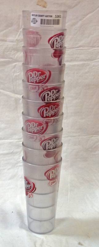 lot 5361 image: Lot of 10 - Dr. Pepper  Diet Dr. Pepper Tumblers 20 oz. Cups