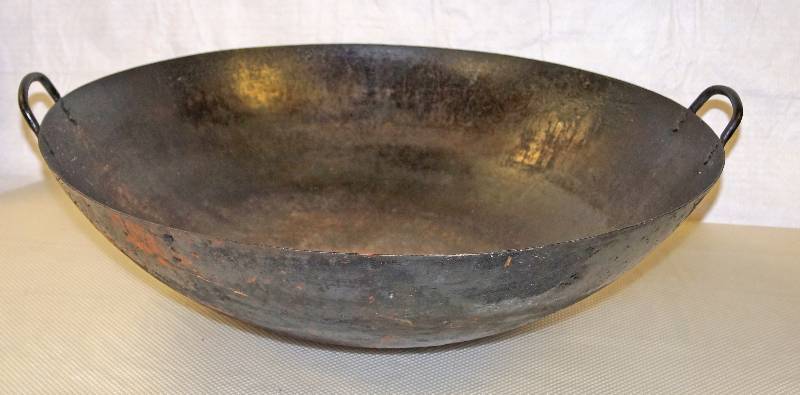 lot 5386 image: Giant Chinese Cooking Wok - Over 2 Foot Across