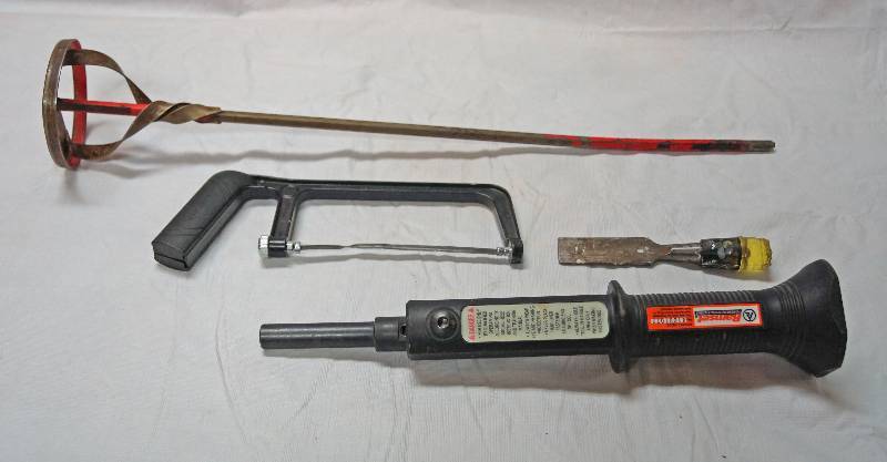 lot 5436 image: Ramset Powder Hammer Nail Gun - Hack Saw - Mixing Bit & Wood Chisel