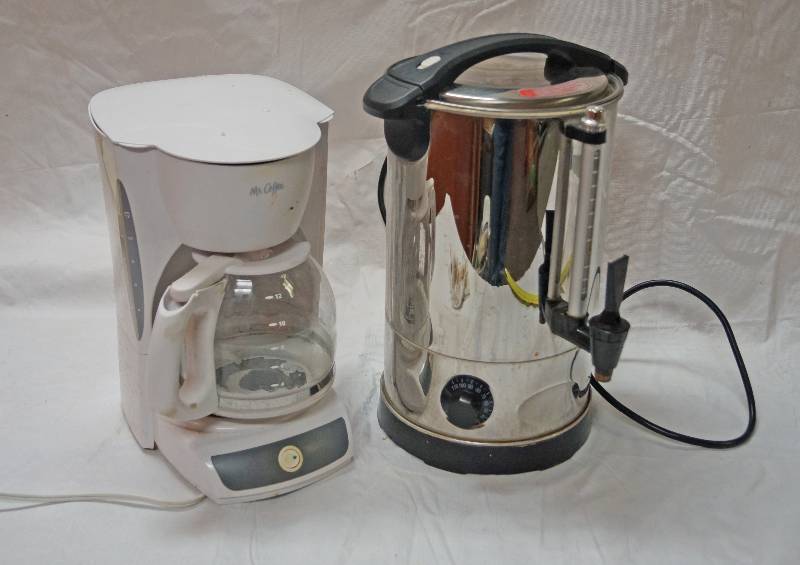 lot 5445 image: Lot of 2 Coffee Makers