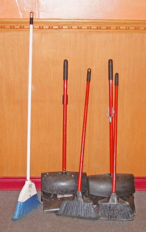 lot 5061 image: Lot of Brooms and Hand Help Dust Pans