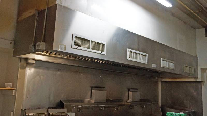 lot 5182 image: 16 Foot - Commercial Kitchen Vent Hood - WORKS - SEE VIDEO