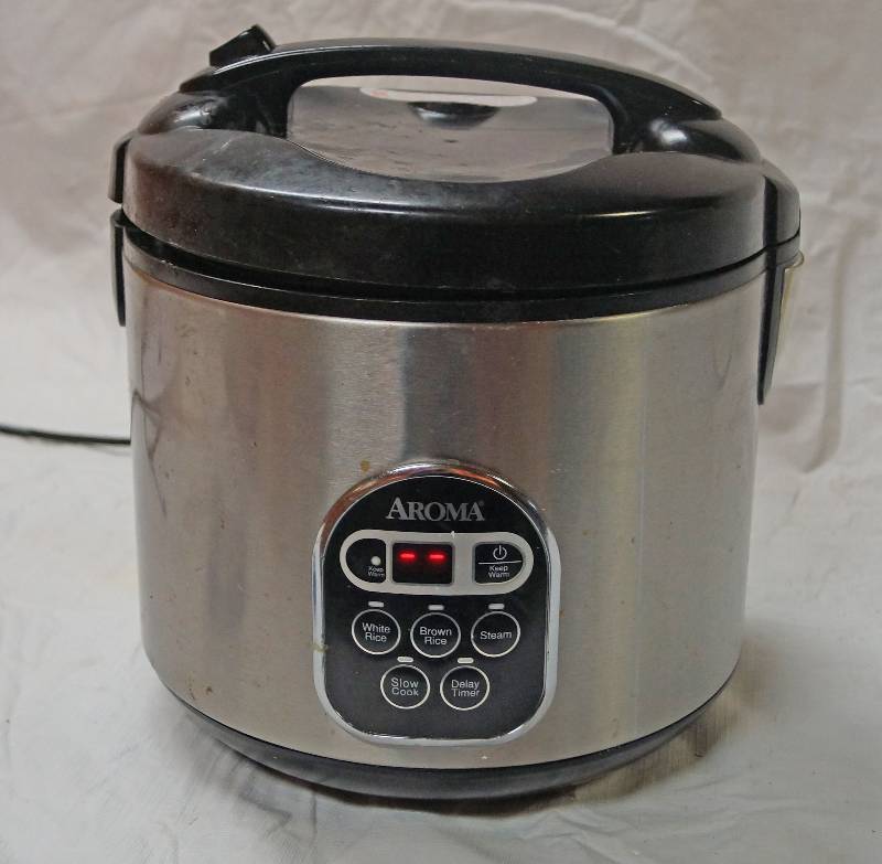 lot 5138 image: AROMA Electric Rice Cooker M# ARC-150SB