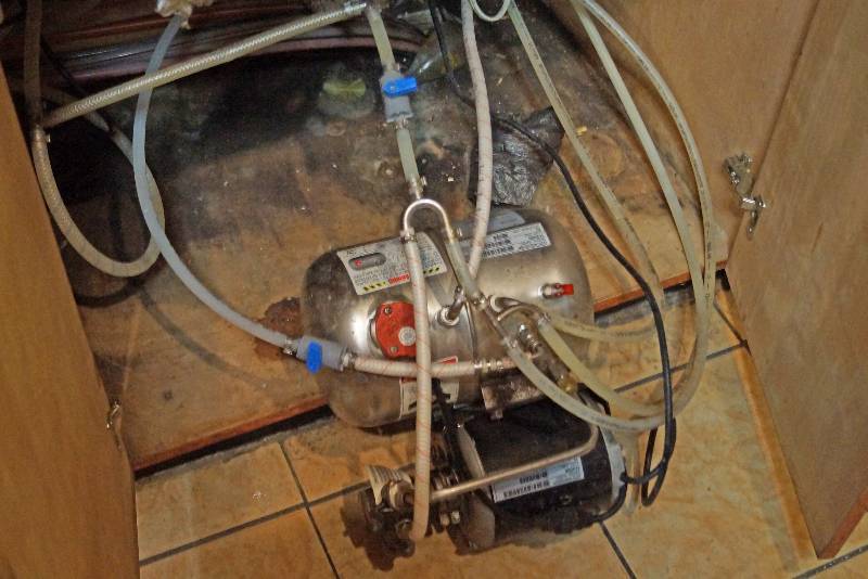 lot 5153 image: Carbonation Unit - CEG1420 w Motor