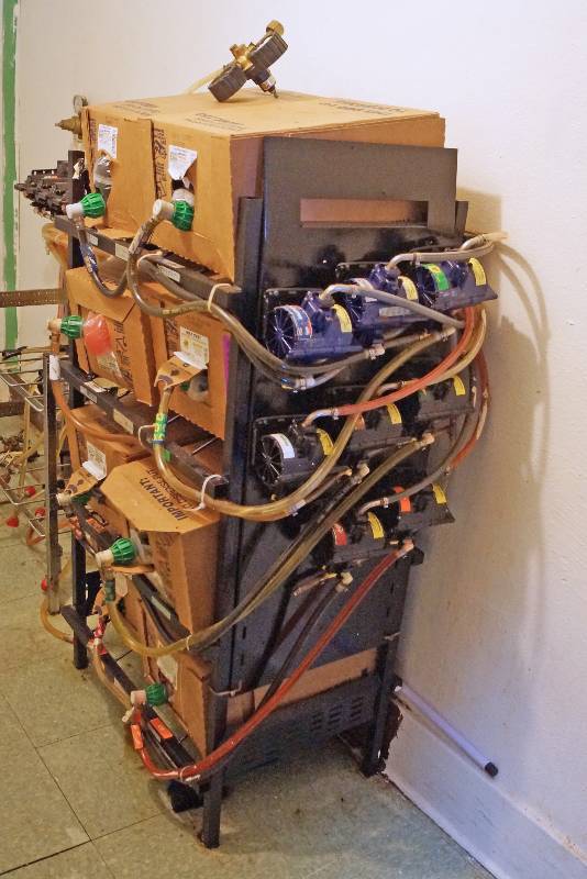 lot 5156 image: Pop  Soda Rack for Syrup Boxes and 2 Gauges