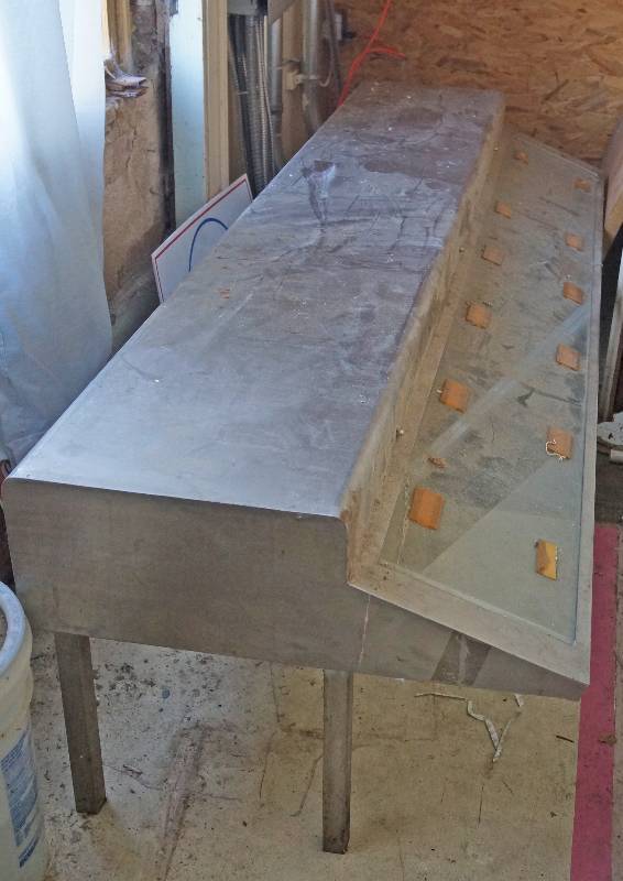 lot 5198 image: 7 Foot Long Lighted Stainless Sneeze Guard