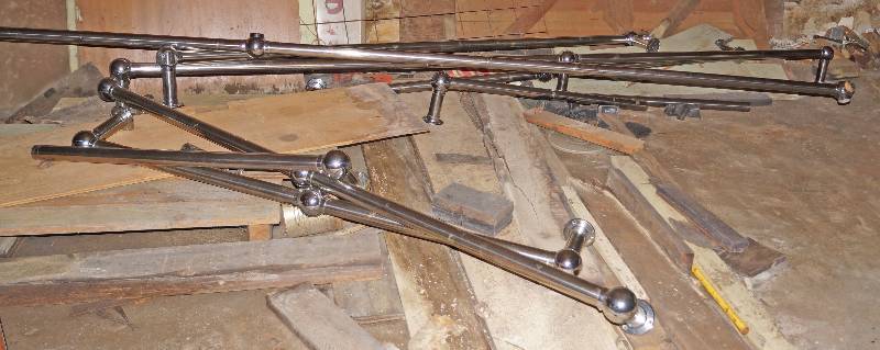 lot 9207 image: Huge Lot of Rail - Foot or Trim Rail - LOOK HERE - Very Expensive