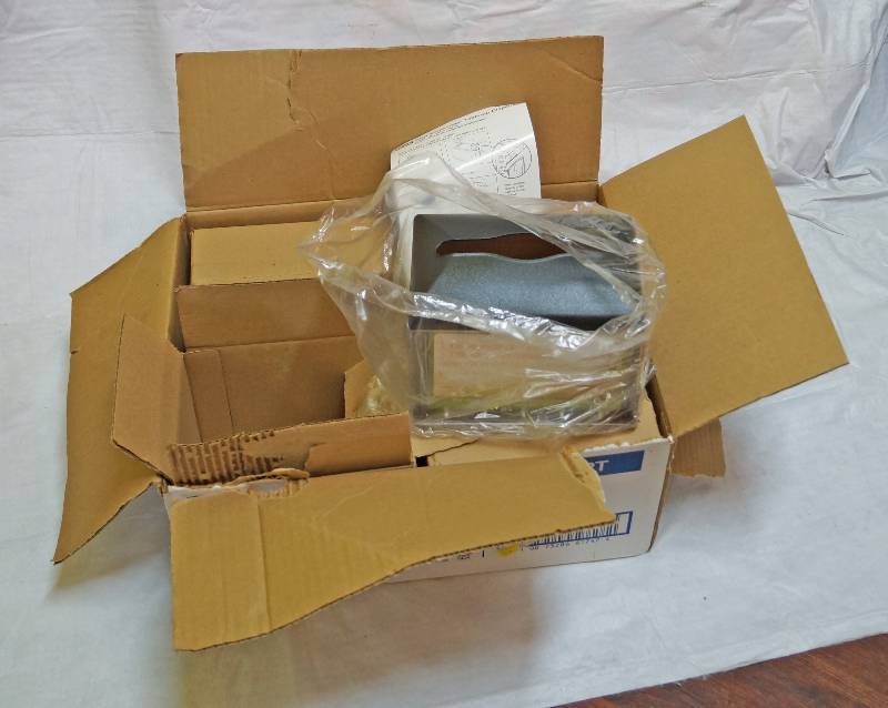 lot 5008 image: Lot of 4 TORK XPressnap Napkin Dispensers - NEW