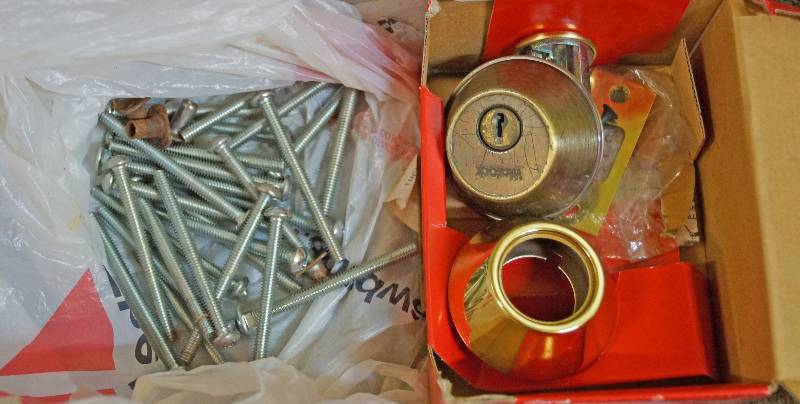 lot 95009 image: Security Lock and Parts