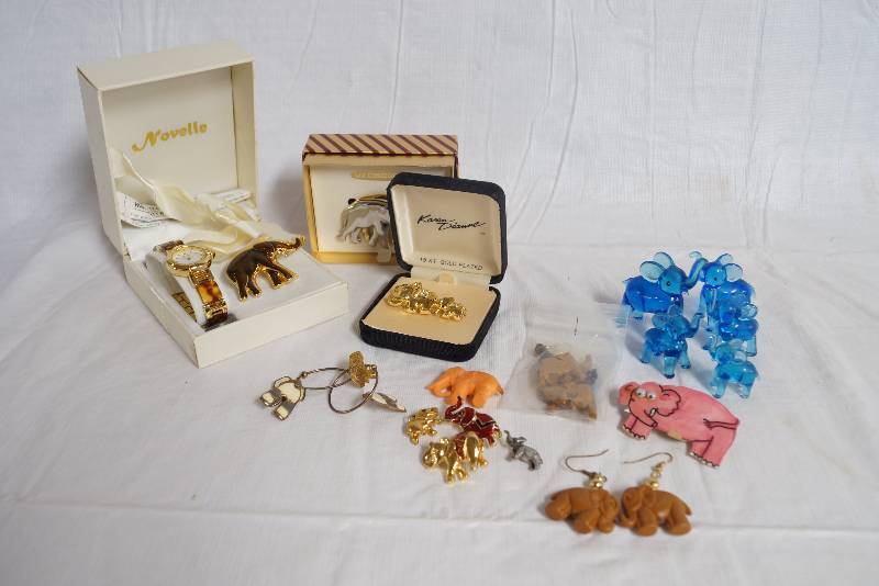 lot 1025 image: Lot of Elephant Themed Jewelry and Pretties - See pics