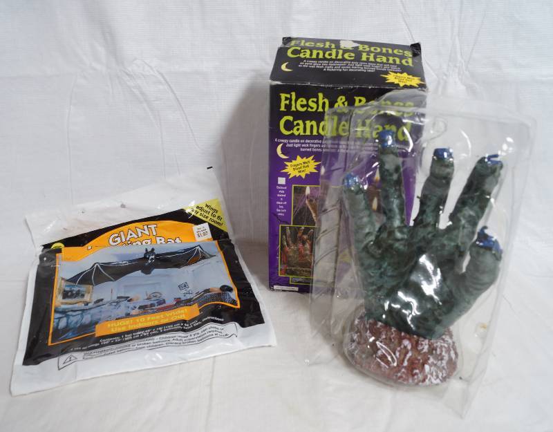 lot 1080 image: Halloween - Flesh and Bone Candle and Giant Bat - NEW
