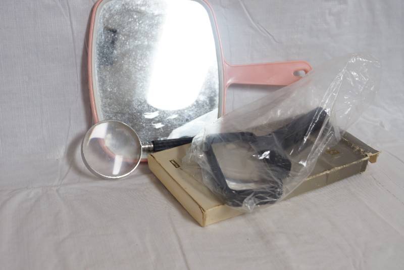 lot 1087 image: Mirror and Magnifying Glasses