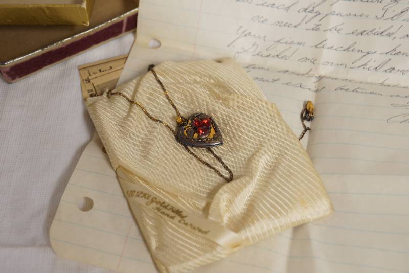 lot 1135 image: Vintage Heart Locket - In original box with Love Note from Valentines 1974