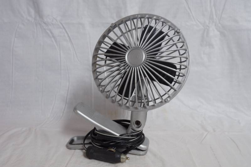 lot 2410 image: Portable Clamp on Fan - Cigarette Lighter Adapter Powered