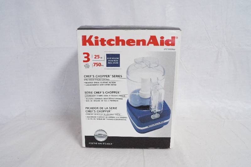 lot 99308 image: KitchenAid Chefs Chopper Series - One Touch Pulse Control - In Box