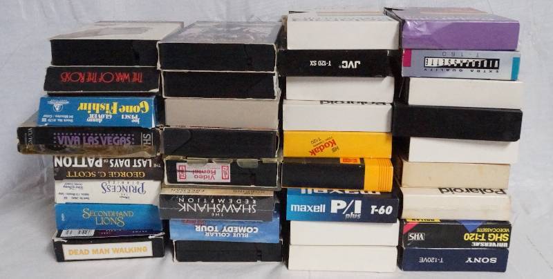 lot 9352 image: Lot of VHS Movies- See Photos for Movie Titles Very Big Selection