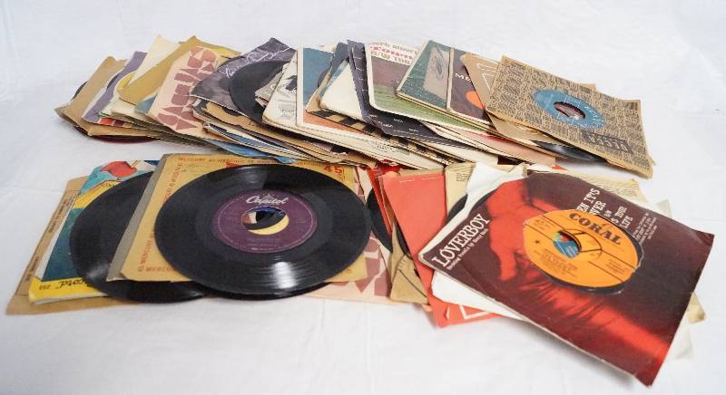 lot 9354 image: Bin FULL of Vinyl 45 Records- Very Neat