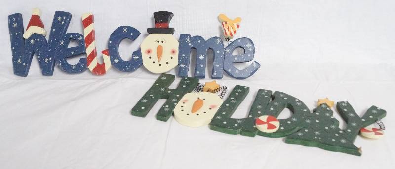 lot 9366 image: Winter-Themed Wooden Carved Signs- Very Cute