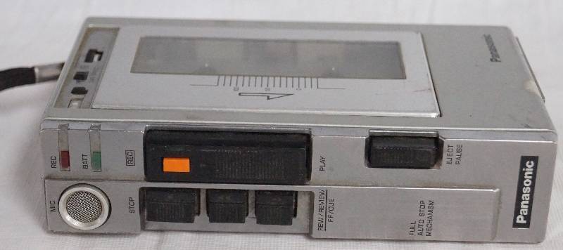 lot 9378 image: Vintage Panasonic RQ-337 Cassette Voice Recorder- Very Cool