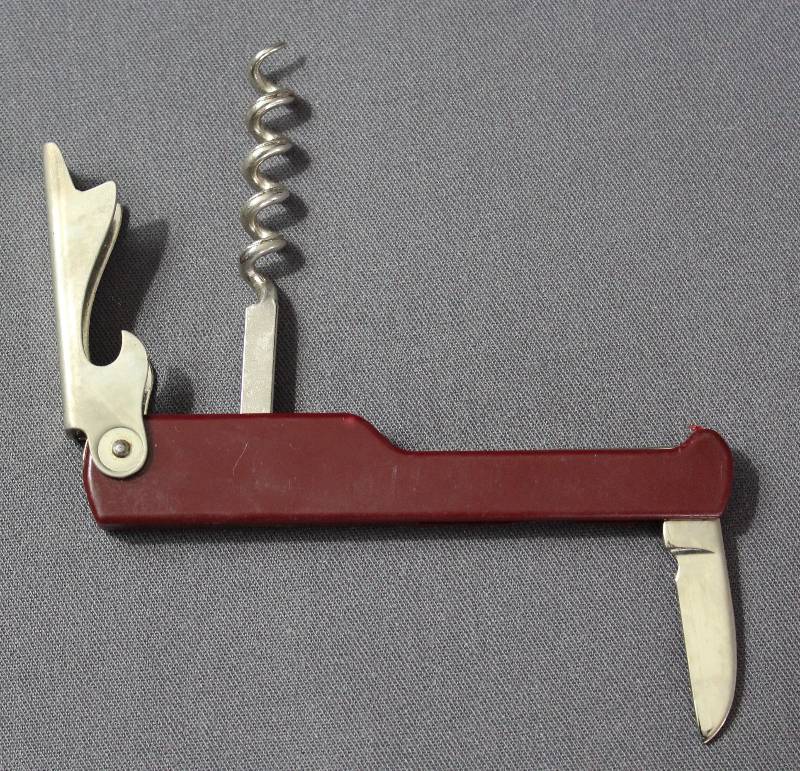 lot 9050 image: Vintage 4.5 Franmara Italy Pocket Size Folding Multi-Tool Knife. Great for any bar