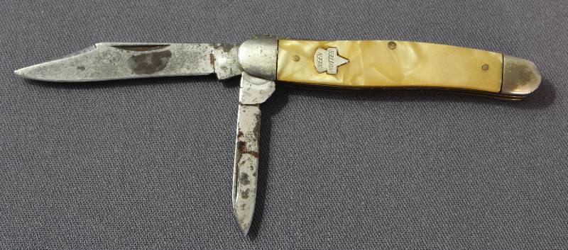 lot 9101 image: Vintage 3.5 Keen Kutters 765 Multi-Blade Folding Pocket Knife.