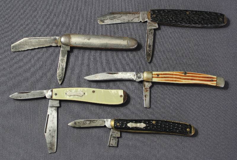 lot 9125 image: Lot of 5 - Folding Multi-Blade Pocket Knives. Colonial, Iroquois and Q Steel.