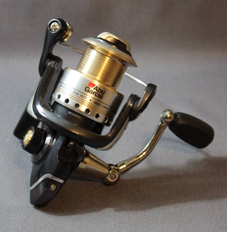 lot 9140 image: NEW Abu Garcia Cardinal 402i Spinning Fishing Reel - 8-Bearing. Gear Ratio 5.11
