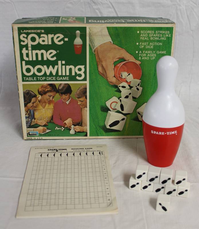 lot 9155 image: Vtg 1974 Lakesides Spare-Time Bowling Table Top Dice Game No. 8340 USA Made