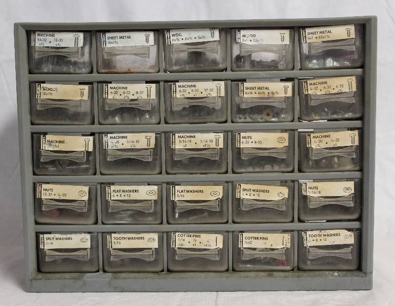 lot 9167 image: Cool DRI Industries Plastic Nut & Bolt Tool Organizer w 25 Drawers RP-007.