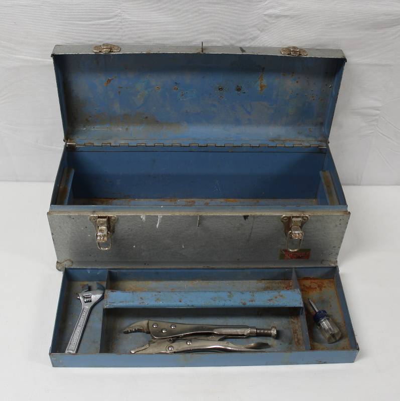 lot 9190 image: Union Super Steel Tool Box with Cool Blue Handle and Inside