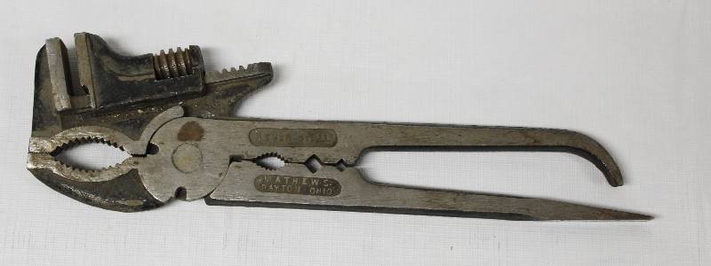 lot 9212 image: Antique Matthews Never-Stall Dayton OH Adjustable Wrench Multi-Tool