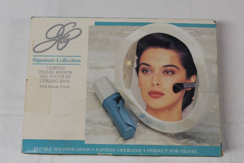 lot 9220 image: Signature Collection Lighted Travel Mirror & Touch-Up Curling Iron - Never Opened