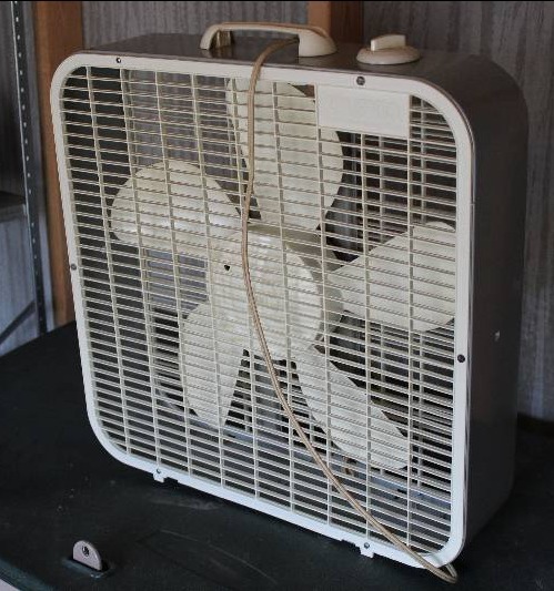 Lasko Box Fan - Works | North Wichita ESTATE Sale - Hosted ...