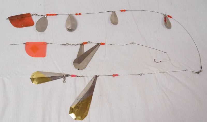 lot 9567 image: Lot of 3 Fishing Rigs