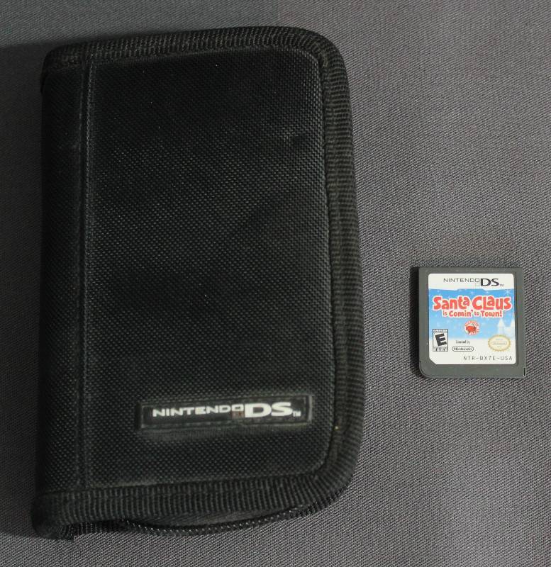 lot 9438 image: Nintendo DS Carry Storage Case w DS Game - Santa Claus is Comin to Town