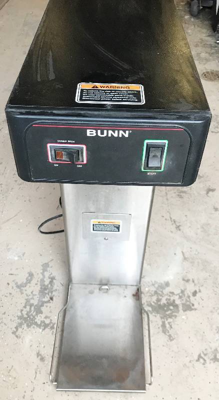 lot 4208 image: Restaurant Bunn Automatic Brewer for Coffee or Tea