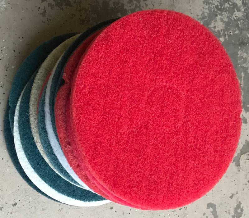 lot 4228 image: Misc Lot of Pads for Your Buffer