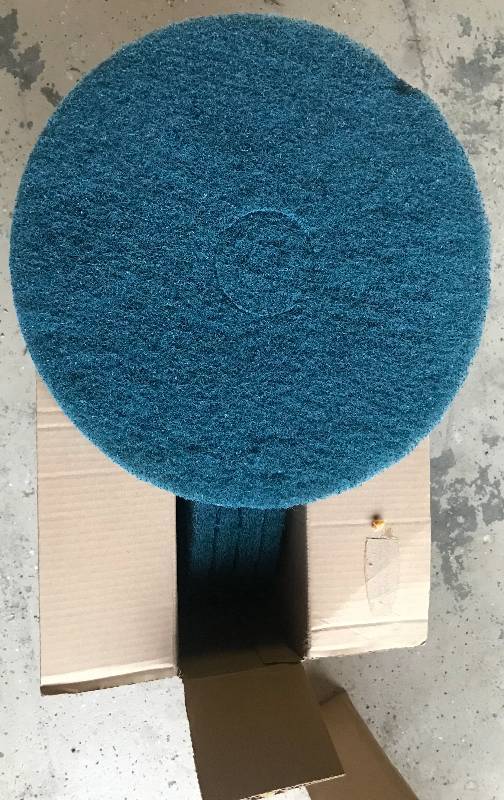 lot 4224 image: 16 Blue Cleaning Pads Johnson Chemical Company