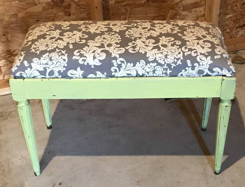 lot 4241 image: Very Cool Vintage Bench with Storage - Padded Seat