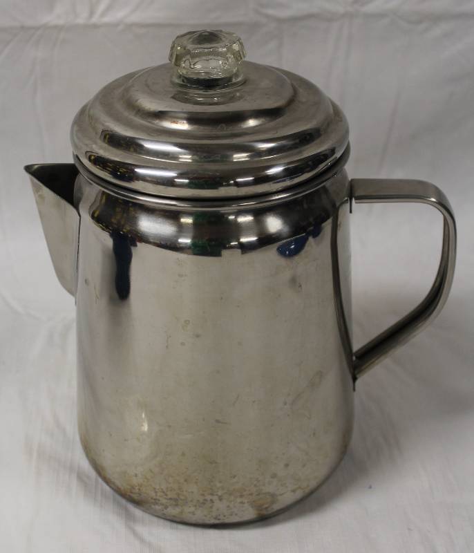 lot 9258 image: Coleman Infuser Kettle with Glass Knob.
