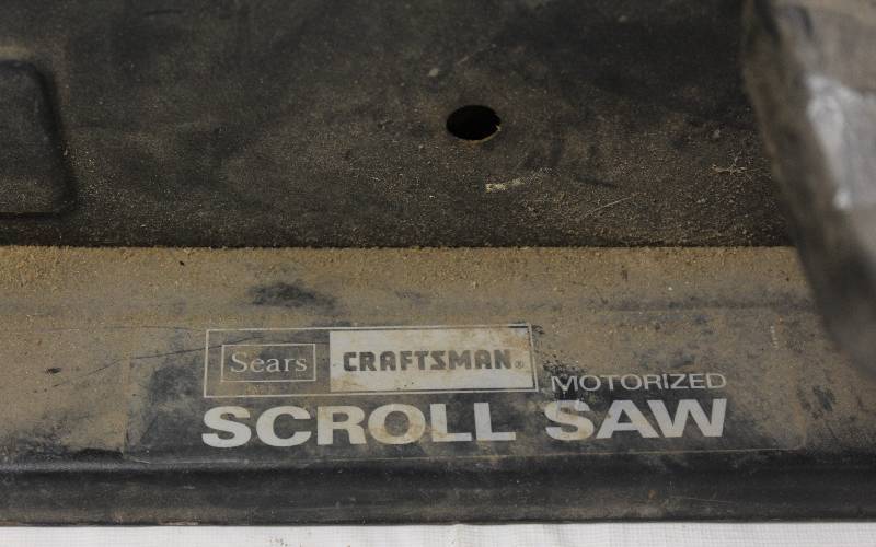 lot 9365 image: Sears Craftsman Motorized Scroll Saw