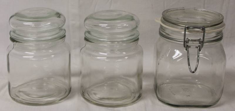 lot 9363 image: 3 - Glass Jars with Lids.
