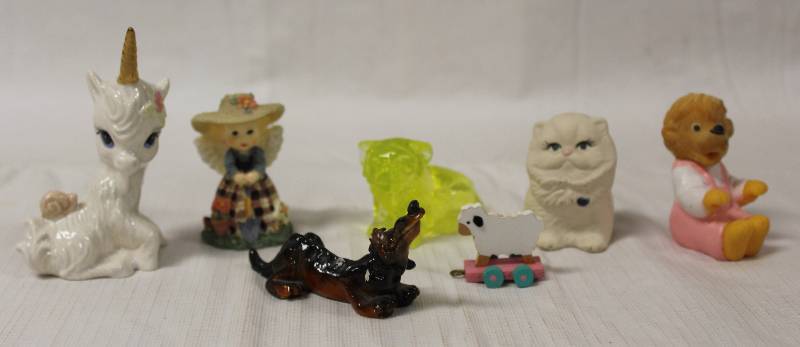 lot 9408 image: Lot of Assorted Mini Figurines - Unicorn, Dog, Cat, Bearstein Bear.